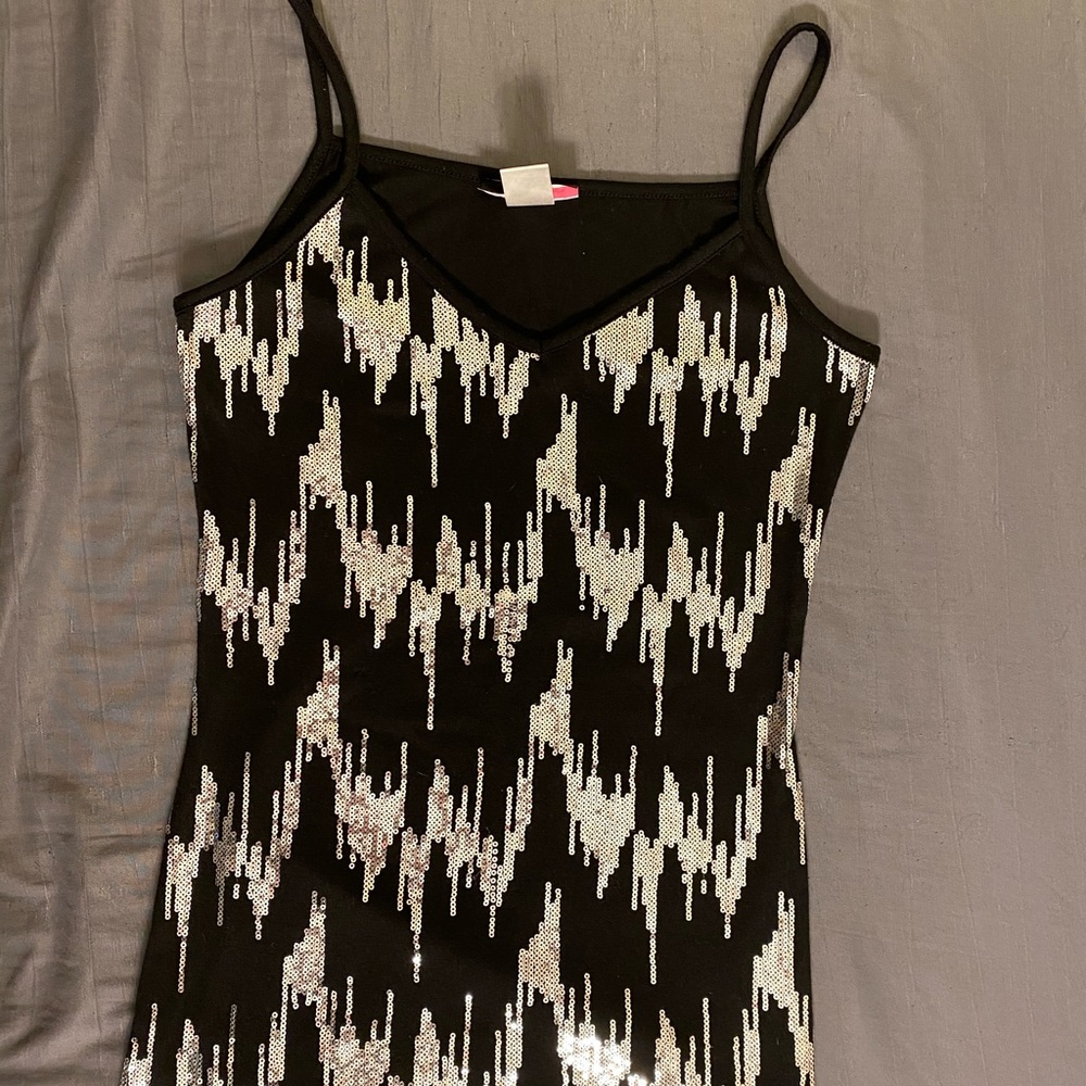 Sequin Plain Back Tank Top